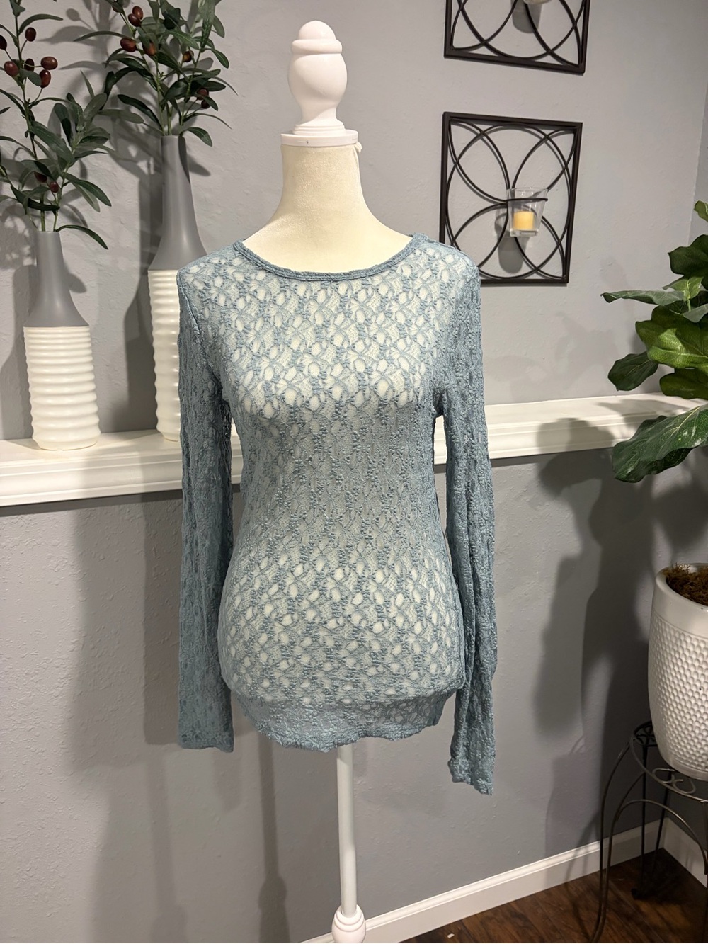 Old Navy Light Blue Crochet Knit Long Sleeve Top